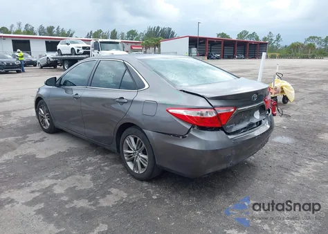 2016 Toyota Camry Se z USA, uszkodzony, nr VIN 4T1BF1FK7GU533015